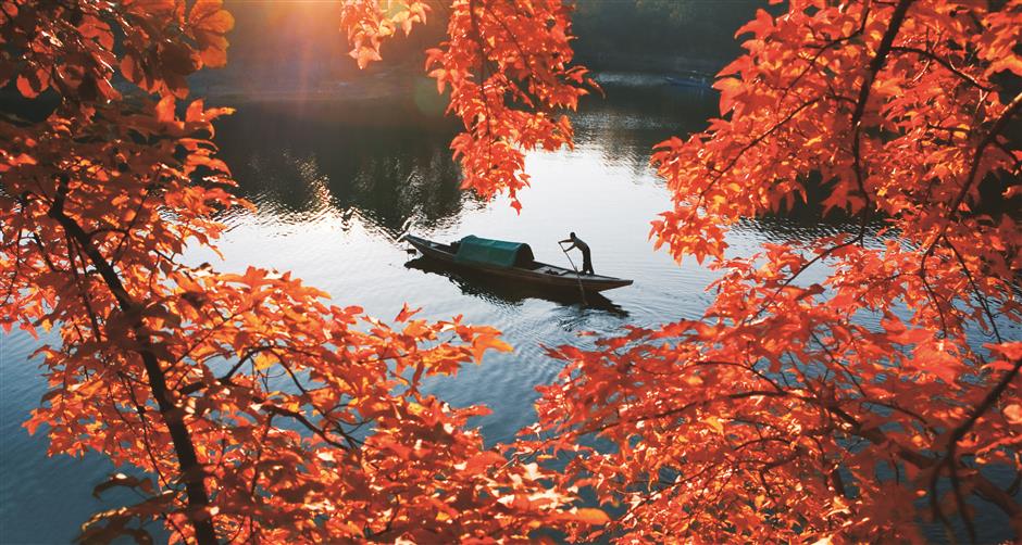 Thousand Islands Lake, an oasis of splendor