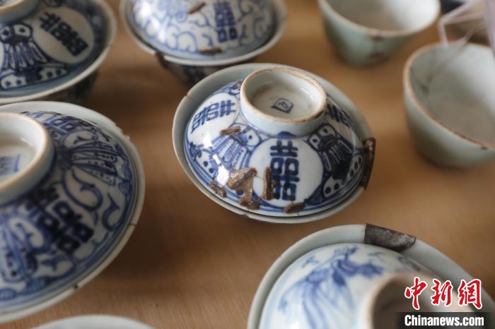 山西锔瓷“守艺人”:破瓷重生 留住残缺之美-中国好故事